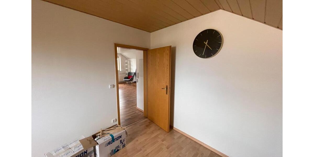 Dachgeschoßwohnung Marktredwitz - 3 Zimmer, 89 m&sup2;, 780&euro; | Angebot:26427251