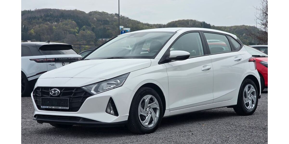 Hyundai i20 53.000 km 12.250 &euro; Oberwinter 53424