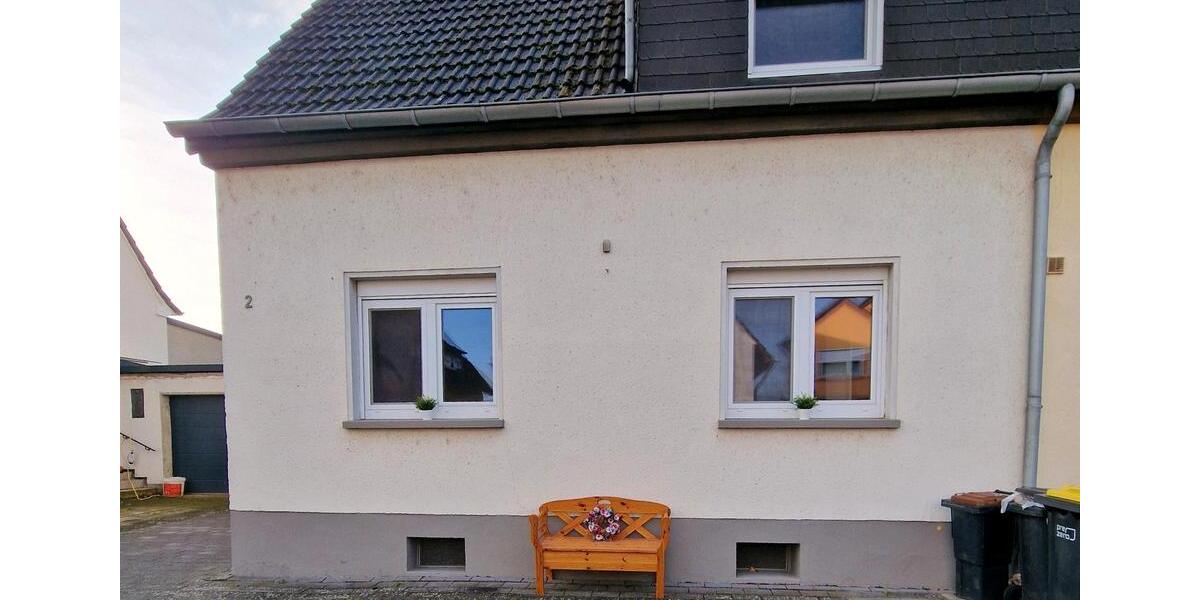 Doppelhaushälfte 4 zimmer