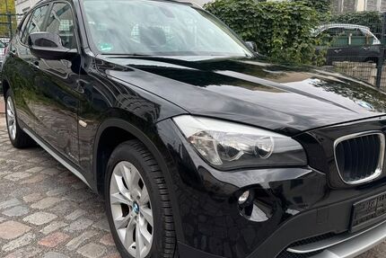 BMW X1 105.000 km 9.999 &euro; Berlin 13187