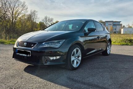 Seat Leon 74.150 km 14.780 &euro; Langenfeld 40764