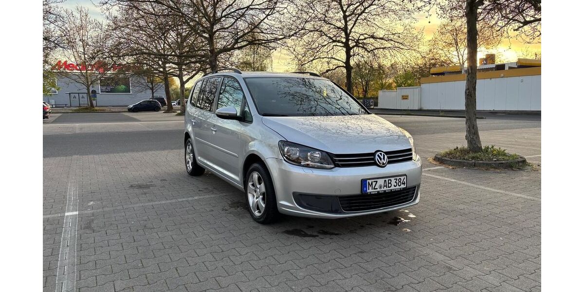 VW Touran 184.000 km 7.800 &euro; Mainz 55127