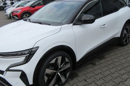 Renault Megane 3.990 km 39.850 € Bochum 44795