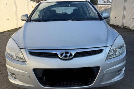 Hyundai i30 109.500 km 4.900 &euro; Bremen 28307