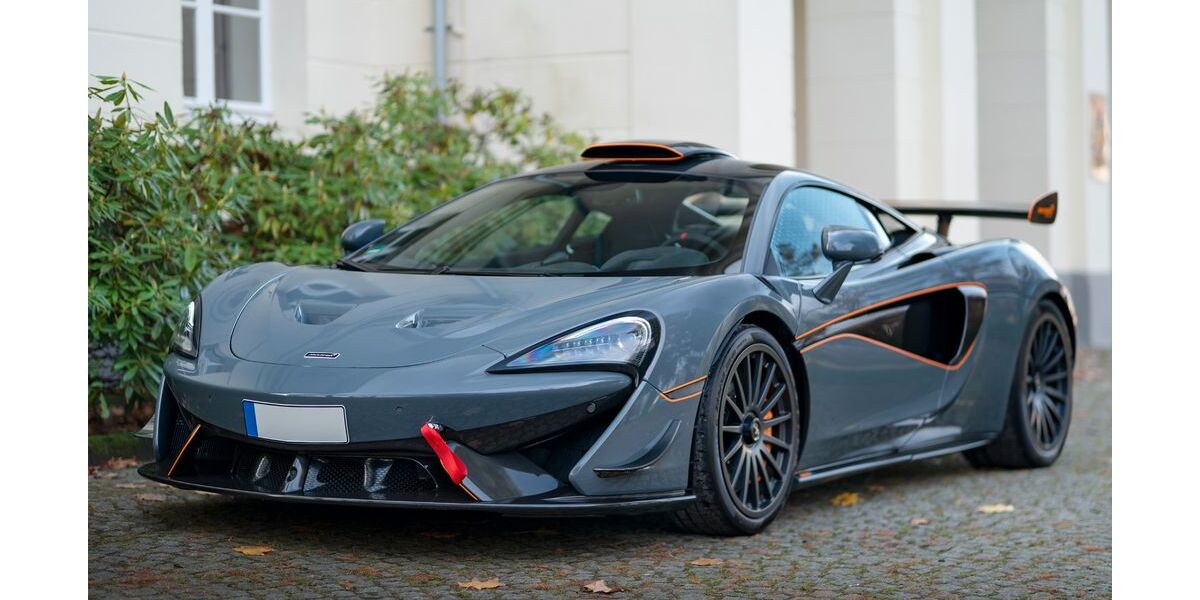 McLaren 620R 4.500 km 249.900 &euro; Neuss 41464