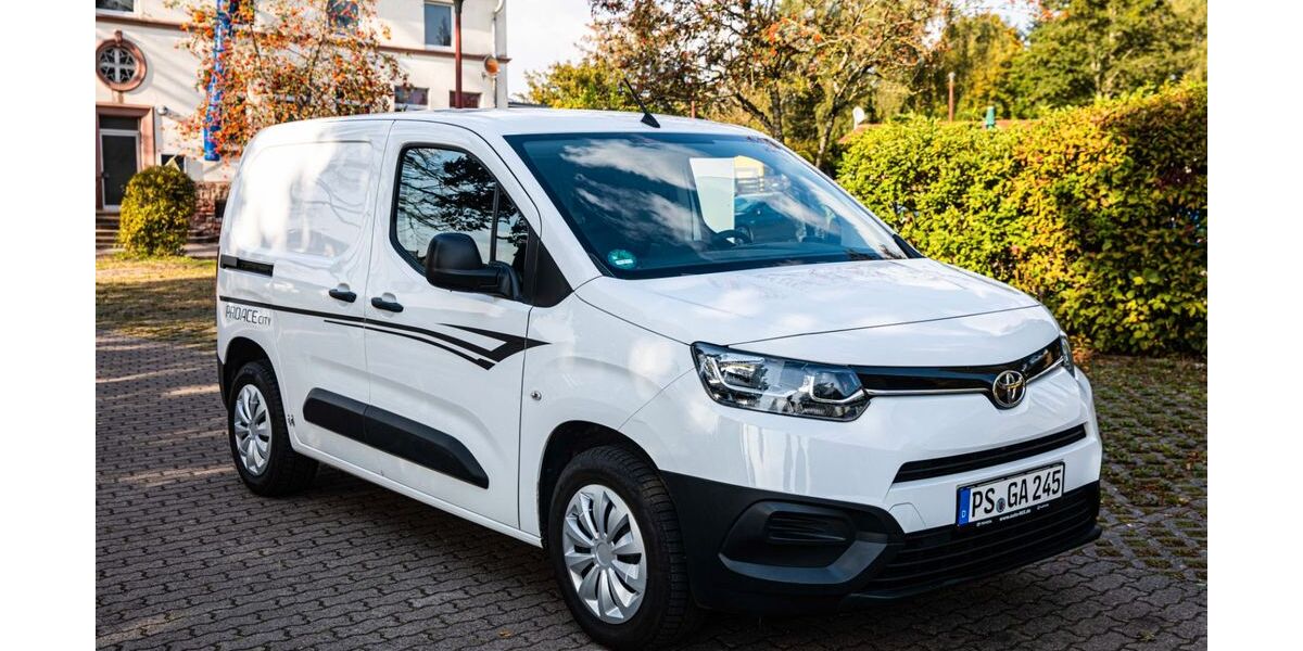 Toyota Proace City 306.900 km 8.000 &euro; Herschberg 66919