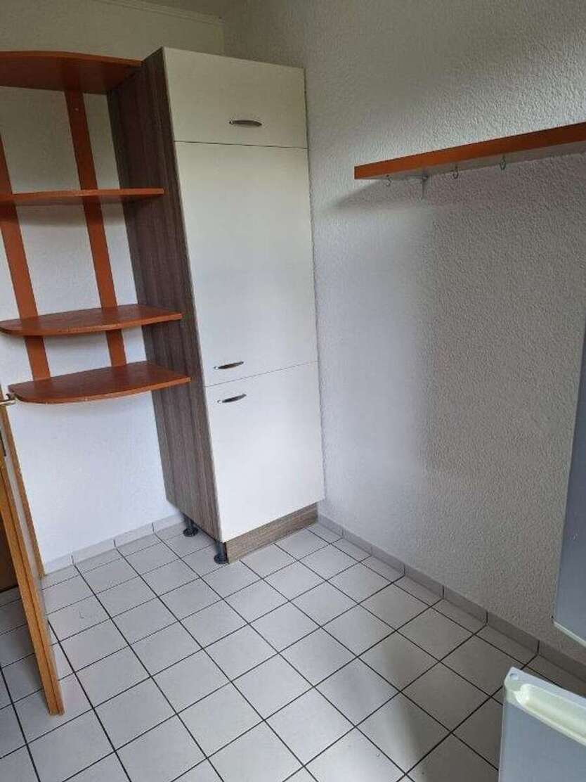 4 Zi.-Dachgeschosswohnung mit Gartennutzung 4 zimmer