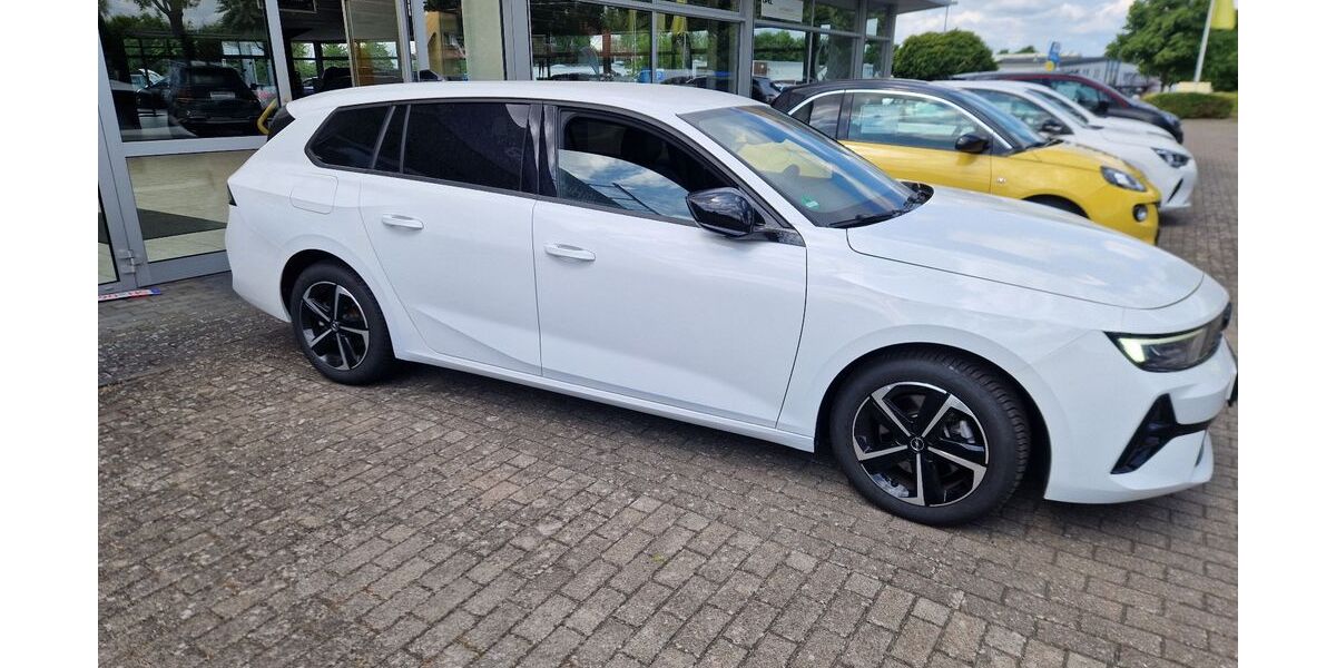 Opel Astra 13.495 km 22.990 &euro; Schwerin 19055