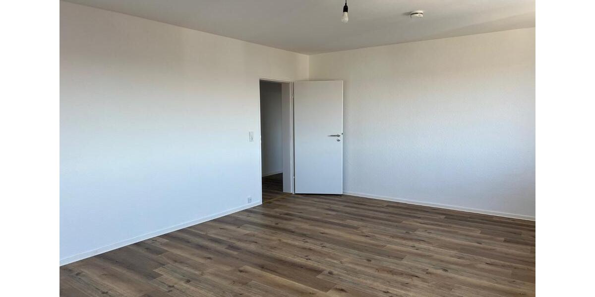 Etagenwohnung Tastrup - 3 Zimmer, 100 m&sup2;, 668&euro; | Angebot:25789708