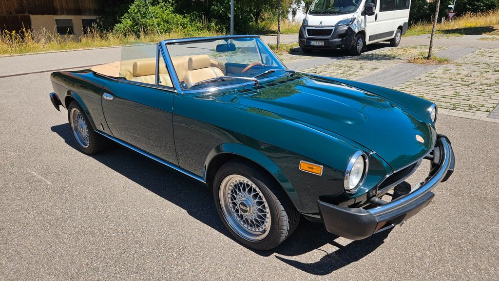 Fiat 124 Spider 99.300 km 17.900 &euro; Michelfeld 74545