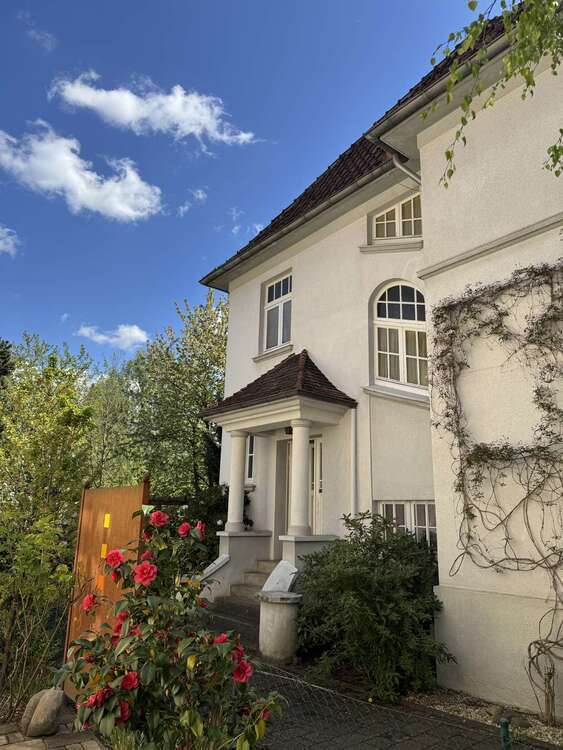 Haus zum Kaufen in Bielefeld 549.000 € 178.34 m²