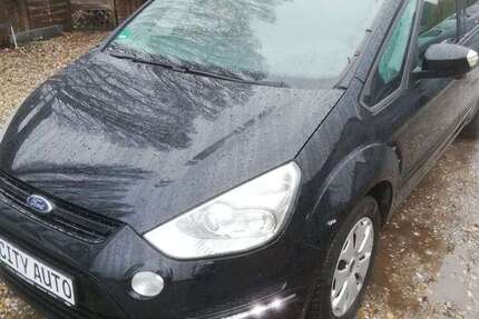 Ford S-Max 138.300 km 6.770 &euro; Berlin - Pankow 13127