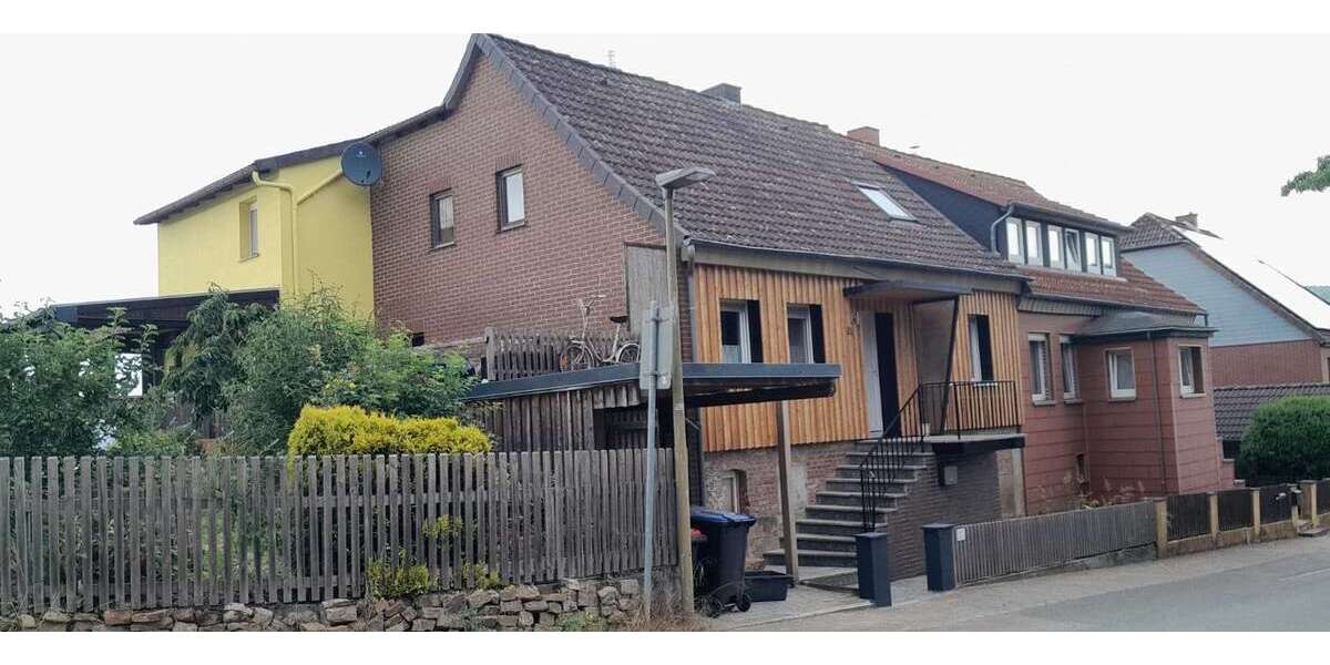 Haus zum Kaufen in Hessisch Oldendorf 249.000 € 182 m² 6 zimmer