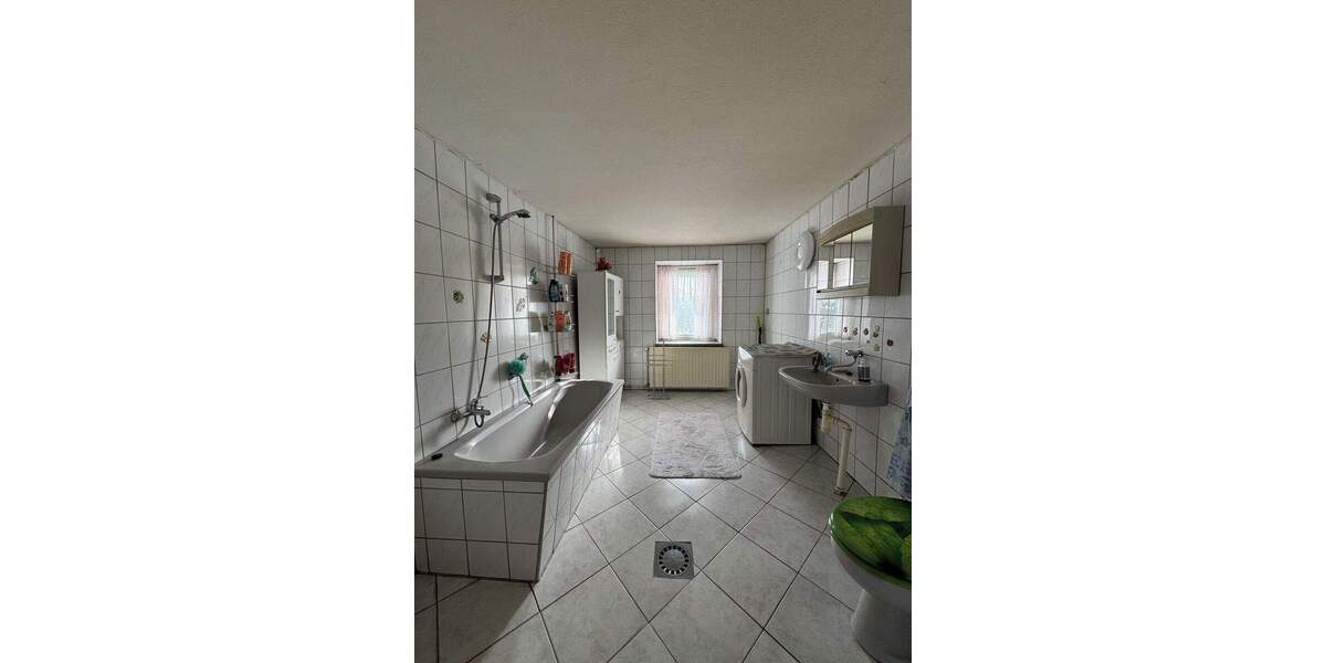 Einfamilienhaus Brand-Erbisdorf / Mittelsaida Brand-Erbisdorf - 4 Zimmer, 121 m&sup2;, 69.000&euro; | Angebot:25744314