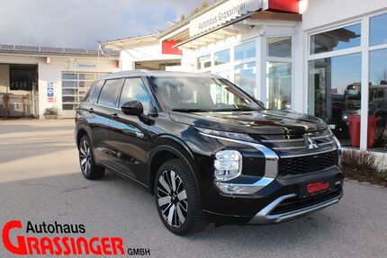 Mitsubishi Outlander 8.000 km 51.390 &euro; Regen 94209