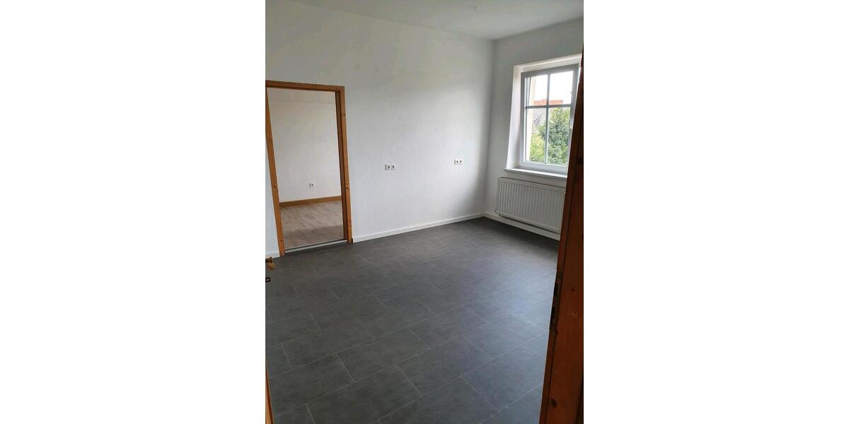 Mehrfamilienhaus, Wohnhaus Bad Schmiedeberg - 8 Zimmer, 223 m&sup2;, 250.000&euro; | Angebot:26033676