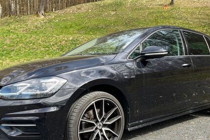VW Golf 126.000 km 17.000 &euro; Neustadt bei Coburg 96465