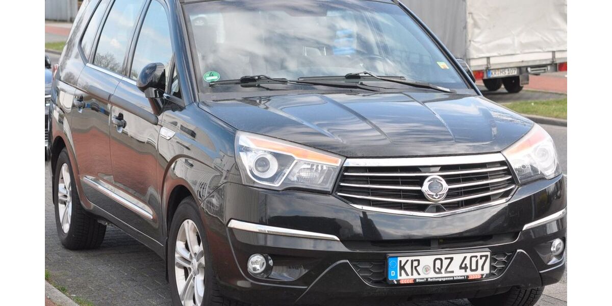SsangYong Rodius 88.000 km 13.000 &euro; Krefeld 47803