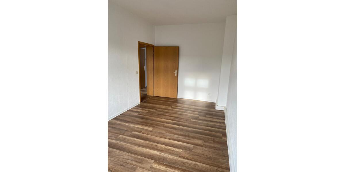 Etagenwohnung Frankfurt (Oder) Beresinchen - 3 Zimmer, 80 m&sup2;, 575&euro; | Angebot:26162356