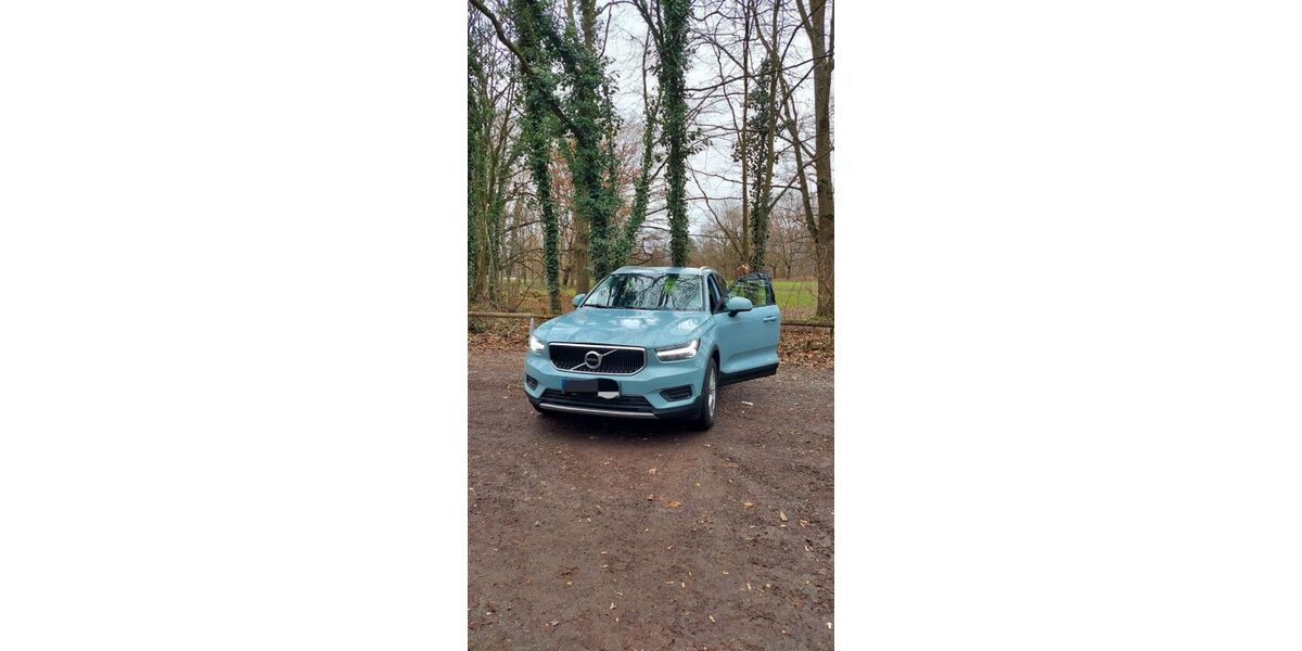 Volvo XC40 73.250 km 19.400 &euro; Hamburg 22769
