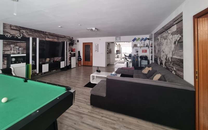 Einfamilienhaus Crimmitschau - 6 Zimmer, 206 m&sup2;, 259.000&euro; | Angebot:26364063