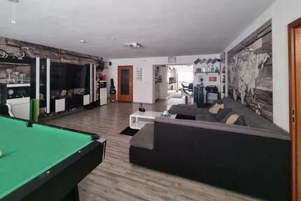 Haus Crimmitschau - 6 Zimmer, 206 m&sup2;, 259.000&euro; | Angebot:26364063