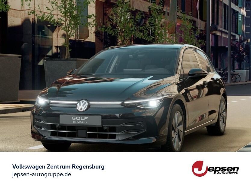 VW Golf 9.900 km 44.970 € Regensburg 93053