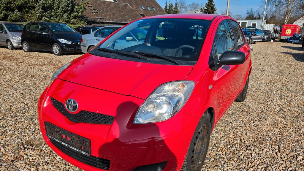 Toyota Yaris 241.100 km 1.790 &euro; Rüdersdorf OT Tasdorf 15562