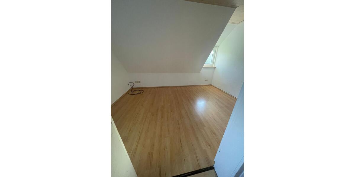 Einfamilienhaus Daaden - 6 Zimmer, 90 m&sup2;, 950&euro; | Angebot:26126902