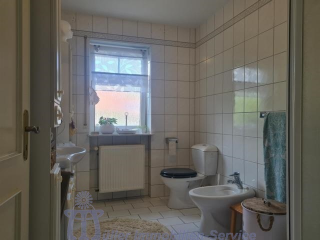 Großzügiges Wohnhaus mit Einliegerwohnung in Höhenlage von Neunkirchen - Einfamilienhaus Neunkirchen | Angebot:17333117