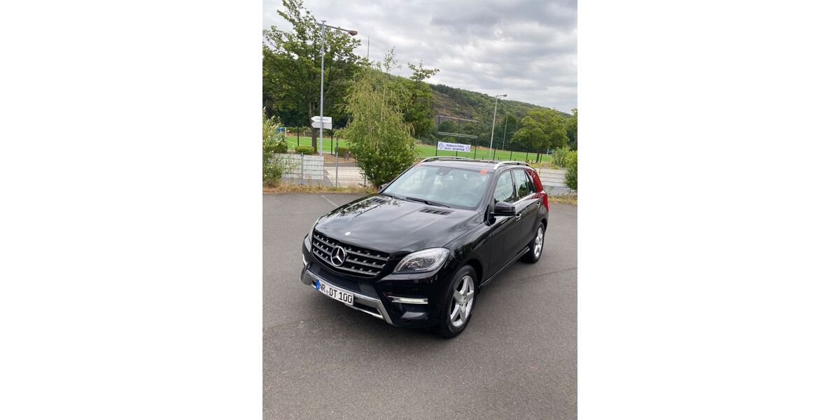Mercedes-Benz ML 350 310.000 km 12.500 &euro; Erpel 53579