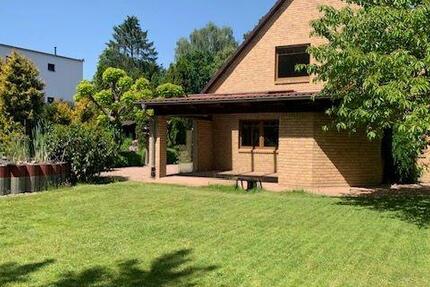 Haus Uetze - 7 Zimmer, 225 m&sup2;, 640.000&euro; | Angebot:26807108