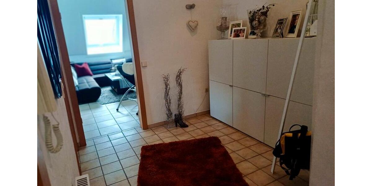 Einfamilienhaus Netphen - 2 Zimmer, 121 m&sup2;, 990&euro; | Angebot:26267434