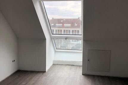 Attraktive Gewerbe- und Wohnflächen in zentraler Lager