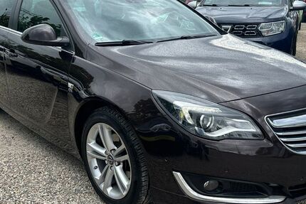 Opel Insignia 128.954 km 10.990 € Berlin 13089
