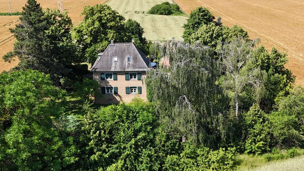 Einfamilienhaus Borsdorf - 7 Zimmer, 190 m&sup2;, 650.000&euro; | Angebot:27176343