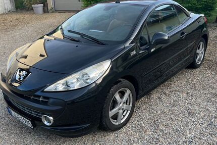 Peugeot 207 114.220 km 5.999 &euro; Mintraching 93098