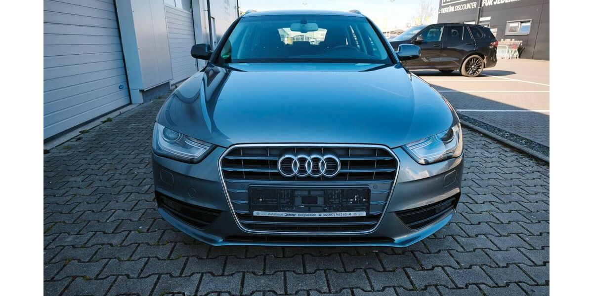 Audi A4 111.700 km 12.500 &euro; Tönisvorst 47918