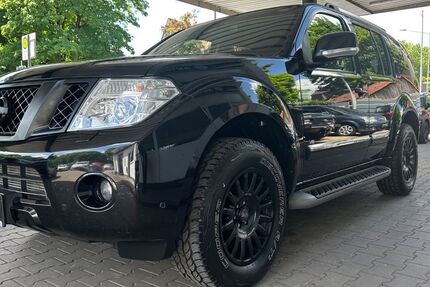 Nissan Pathfinder 142.000 km 26.850 &euro; Paderborn 33098