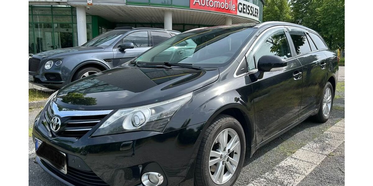 Toyota Avensis 236.000 km 3.999 &euro; Leipzig 04347