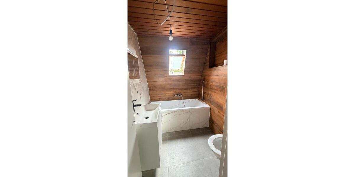 Etagenwohnung Ludwigshafen am Rhein Ludwigshafen-Hemshof - 2 Zimmer, 70 m&sup2;, 750&euro; | Angebot:26611555