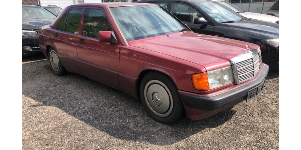 Mercedes-Benz 190 590.000 km 1.950 &euro; Wertheim am Main 97877