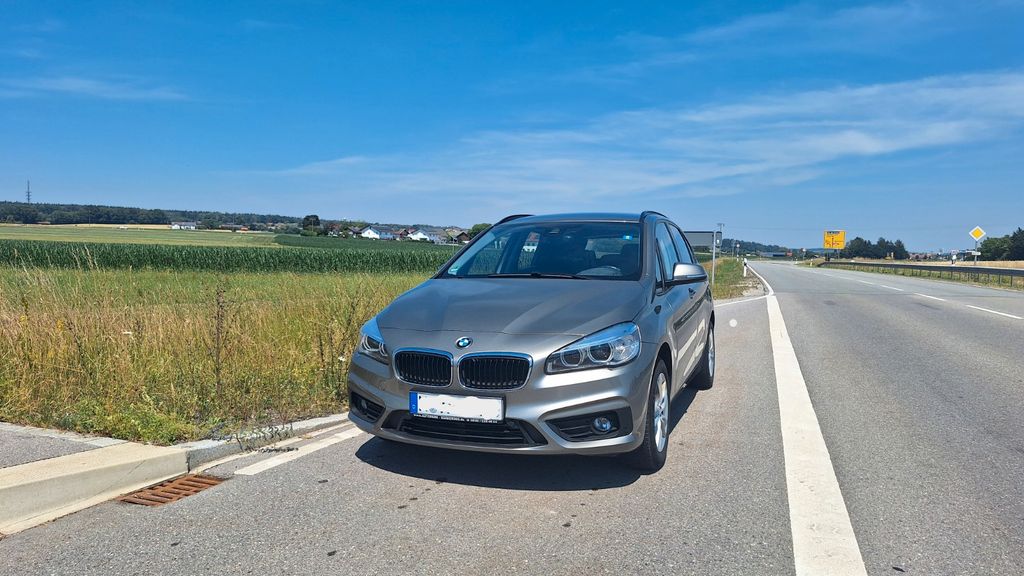 BMW 218 Active Tourer 76.860 km 14.990 &euro; Maitenbeth 83558