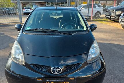 Toyota Aygo (X) 148.000 km 2.499 &euro; Saarlouis 66740