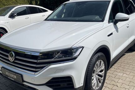 VW Touareg 161.000 km 24.880 &euro; Dettingen unter Teck 73265