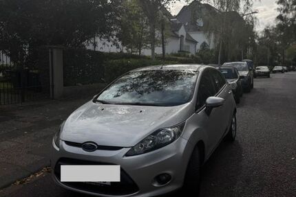 Ford Fiesta 51.750 km 4.690 &euro; Köln 50968