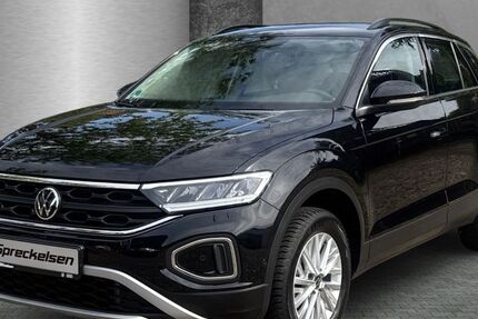 VW T-Roc 29.800 km 24.490 &euro; Stade 21682