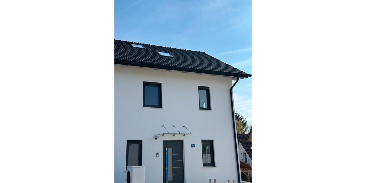Doppelhaushälfte Zolling - 7 Zimmer, 140 m&sup2;, 2.450&euro; | Angebot:25887155
