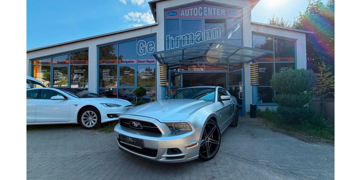 Ford Mustang 130.000 km 16.999 &euro; Rudolstadt 07407