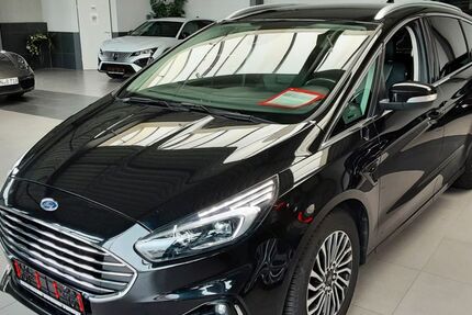 Ford S-Max 75.500 km 26.490 &euro; Monschau (bei Aachen) 52156